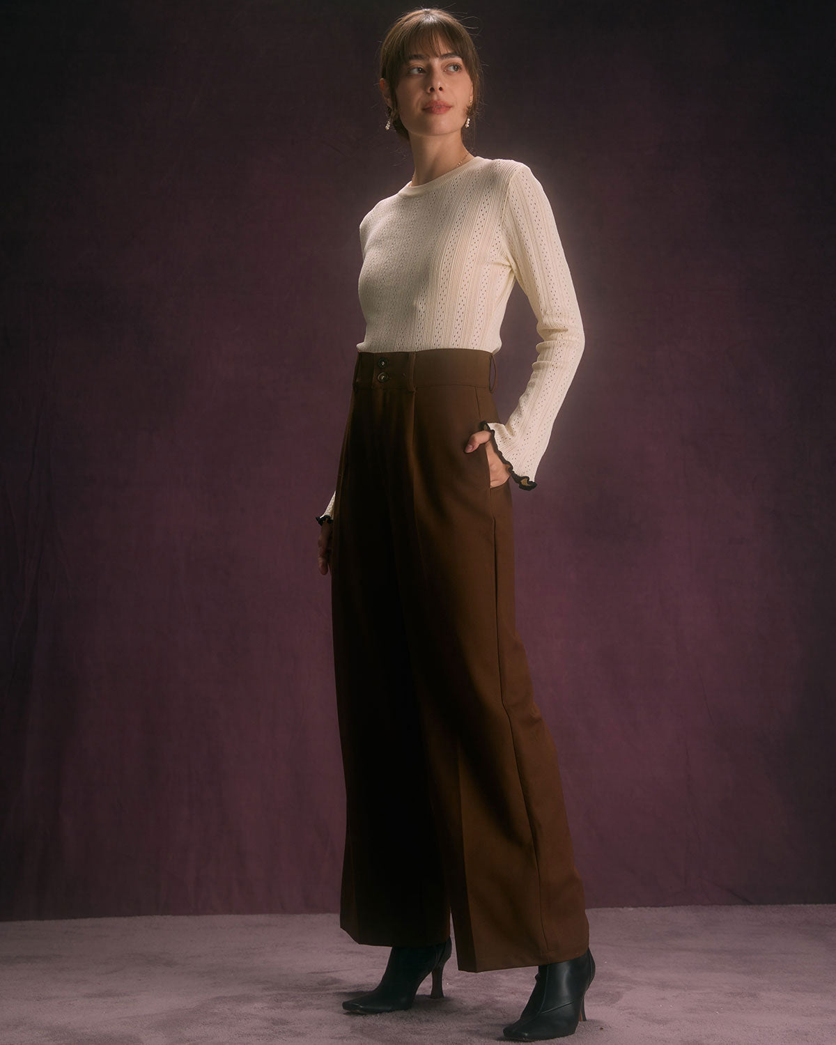 Kahverengi Düğmeli Eğimli Cepli Düz Pantolon