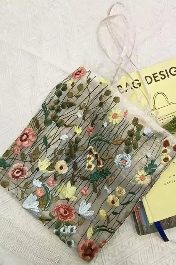 Lakelyn Çiçekli Tote Çanta