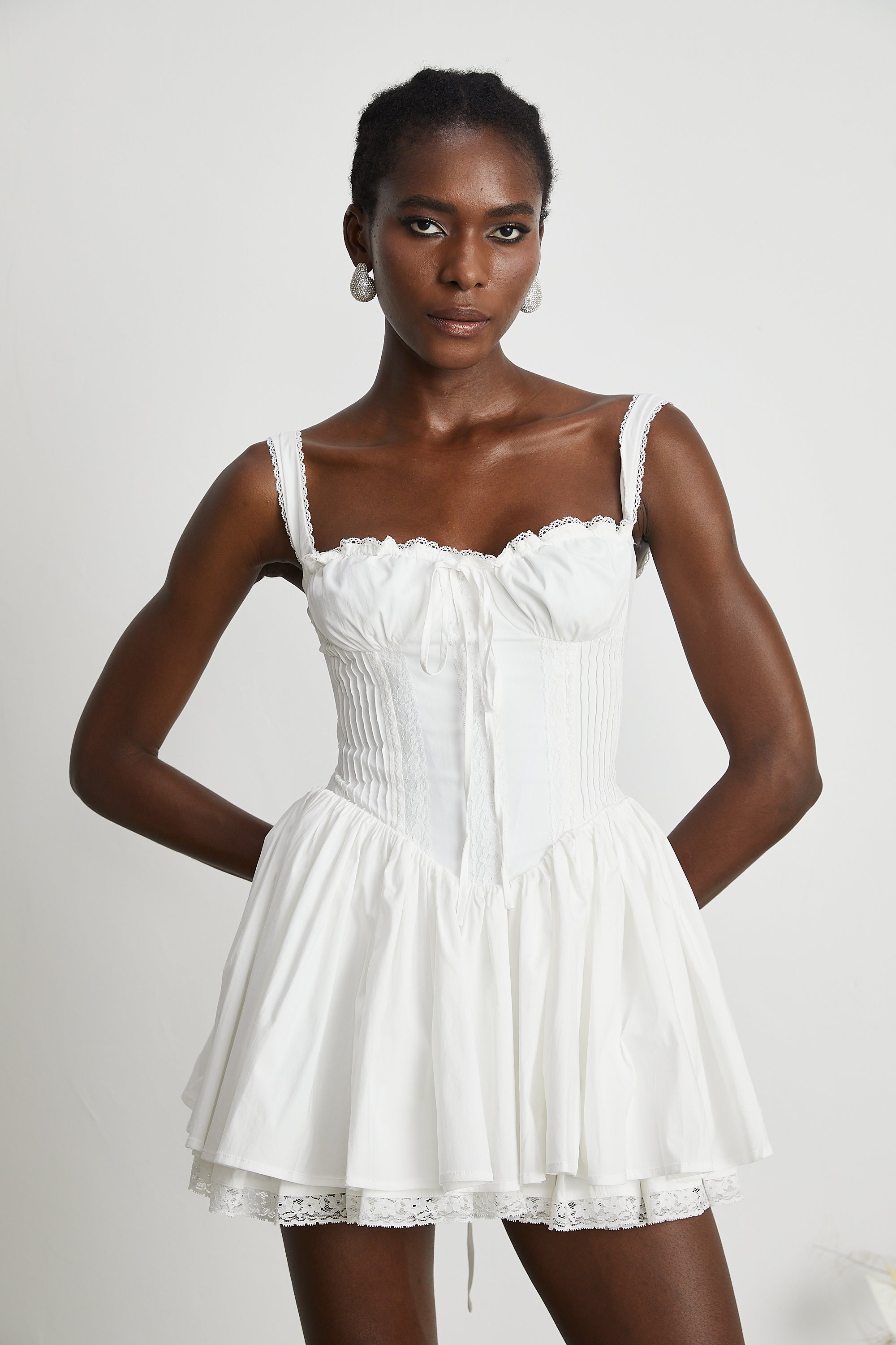 Camille Beyaz Korse Mini Elbise