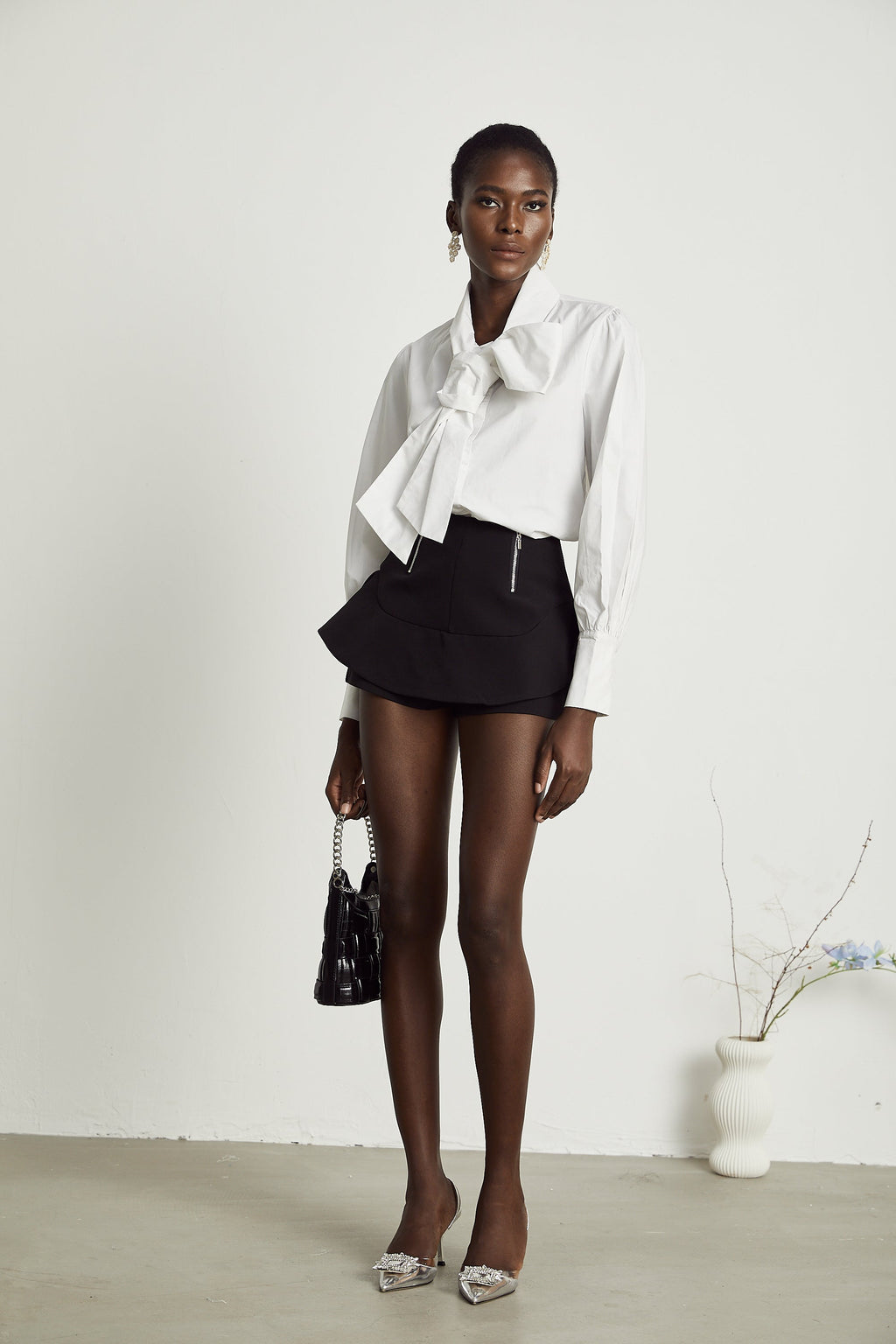 Solène Beyaz Önden Bağlamalı Pamuklu Gömlek