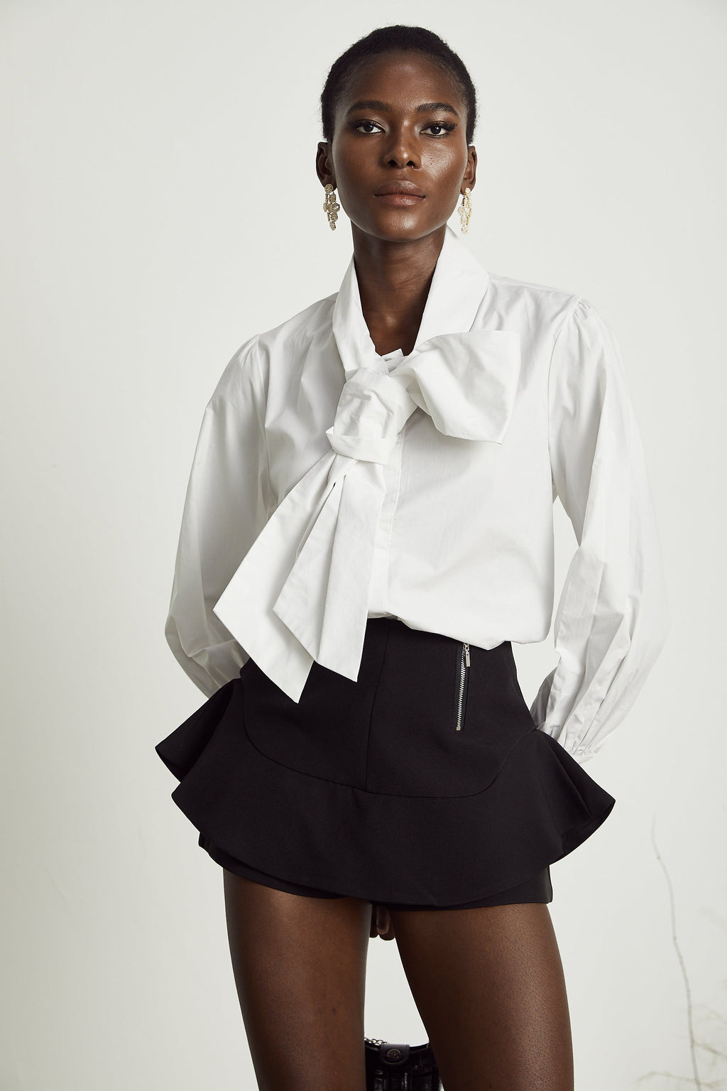 Solène Beyaz Önden Bağlamalı Pamuklu Gömlek