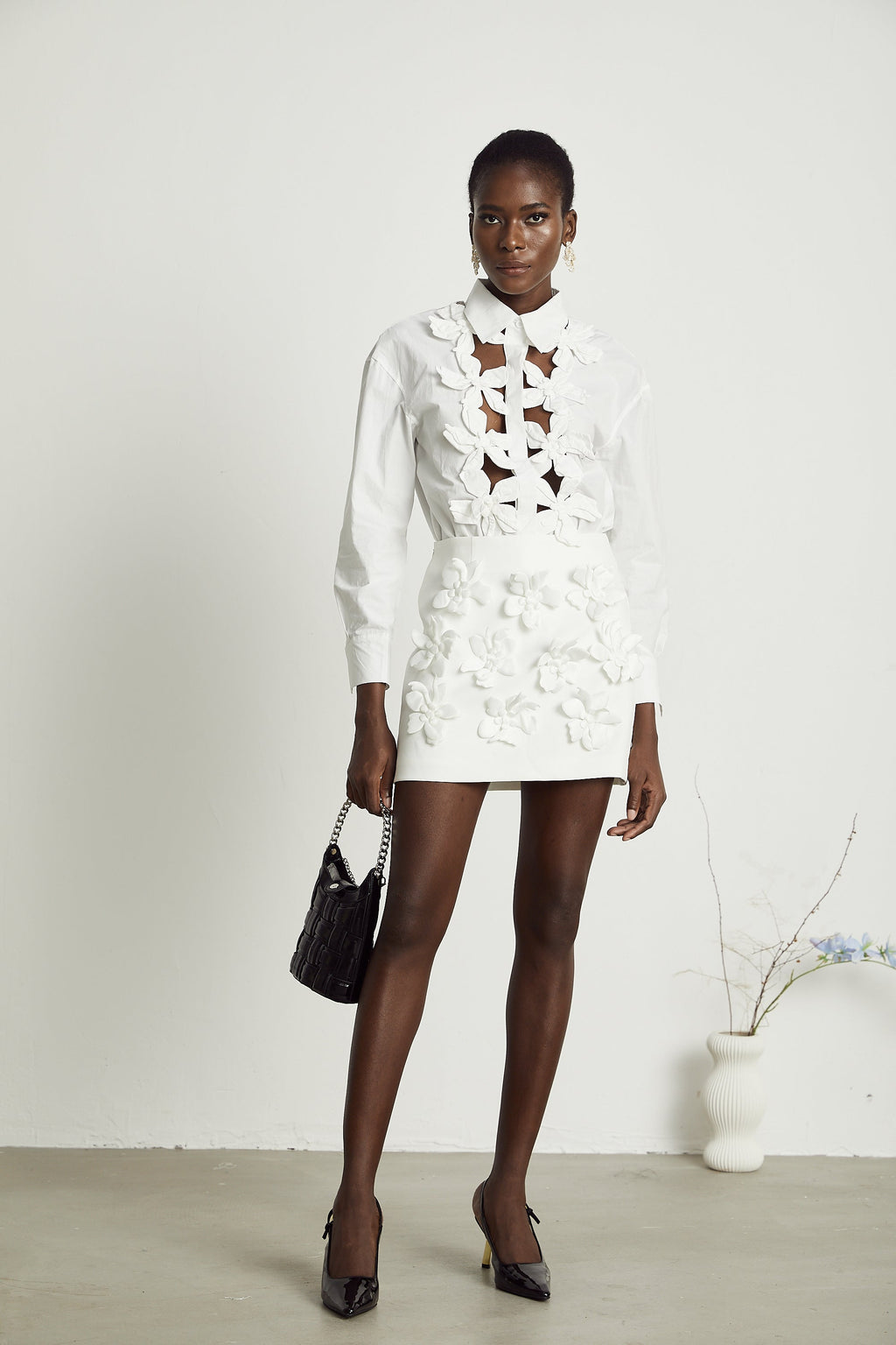 Rosalie Beyaz Çiçekli Kesim Gömlek