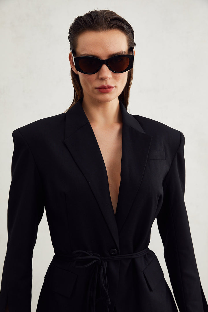 Sylvie Siyah Kepçeli Blazer