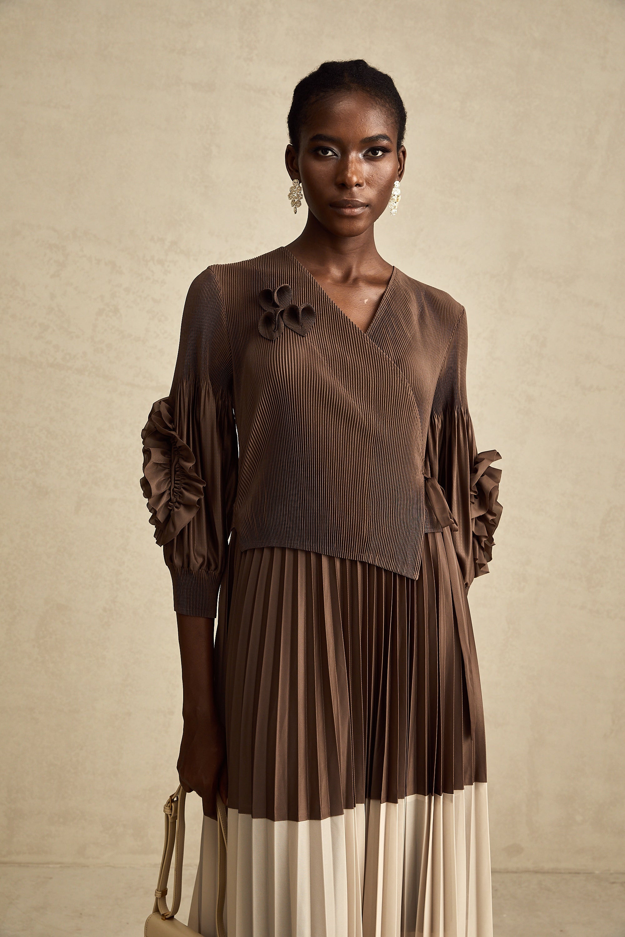 Emeline Kahverengi Suni Çiçek Pilili Midi Elbise