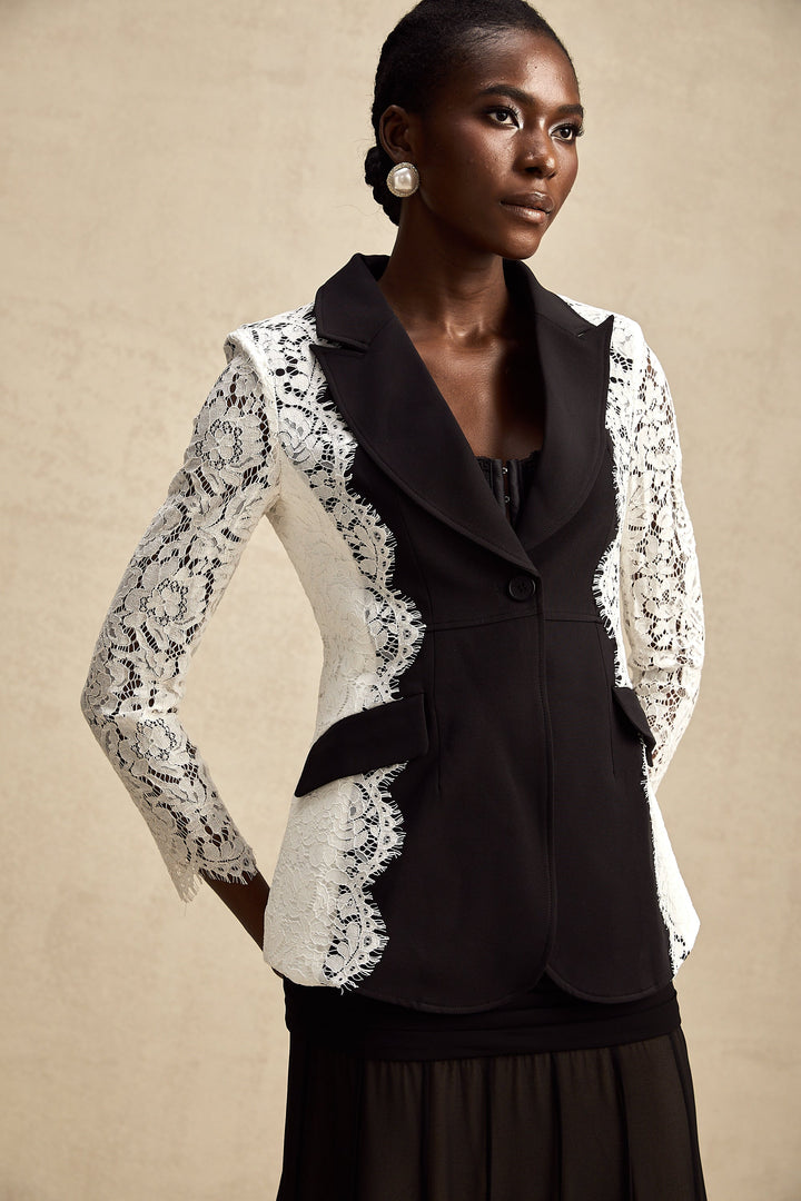Sandrine Renk Bloklu, Dantel Detaylı Blazer
