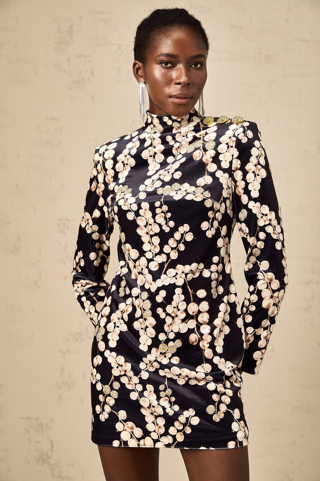 Valeria İşlemeli Grafik Desenli Kadife Mini Elbise