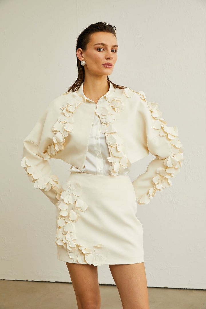 Emma Yaprak Detaylı Ceket &amp; Etek Kombin Takım