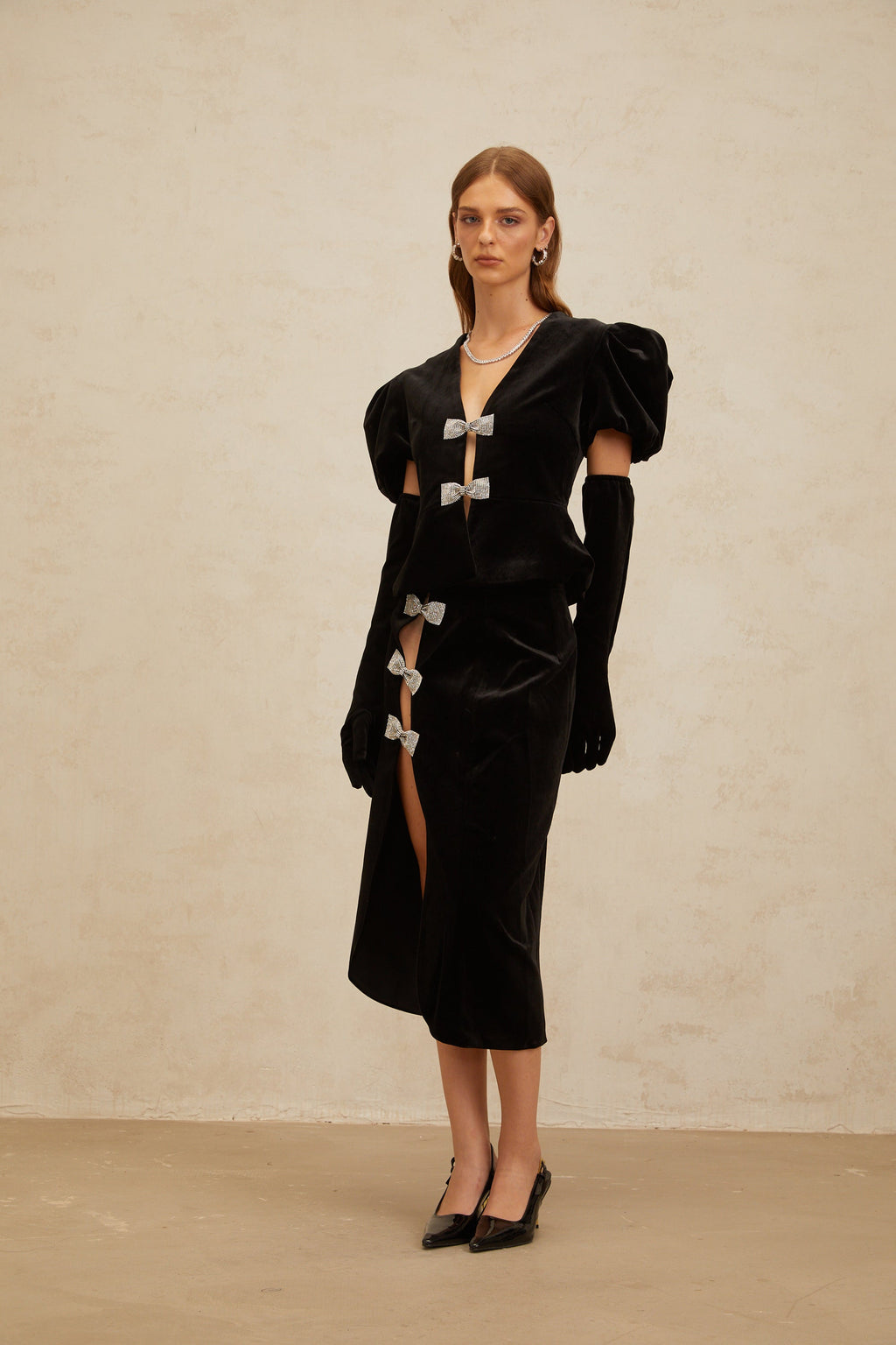 Adèle Siyah Kurdele Detaylı Kesik Kadife Bluz ve Etek Takımı