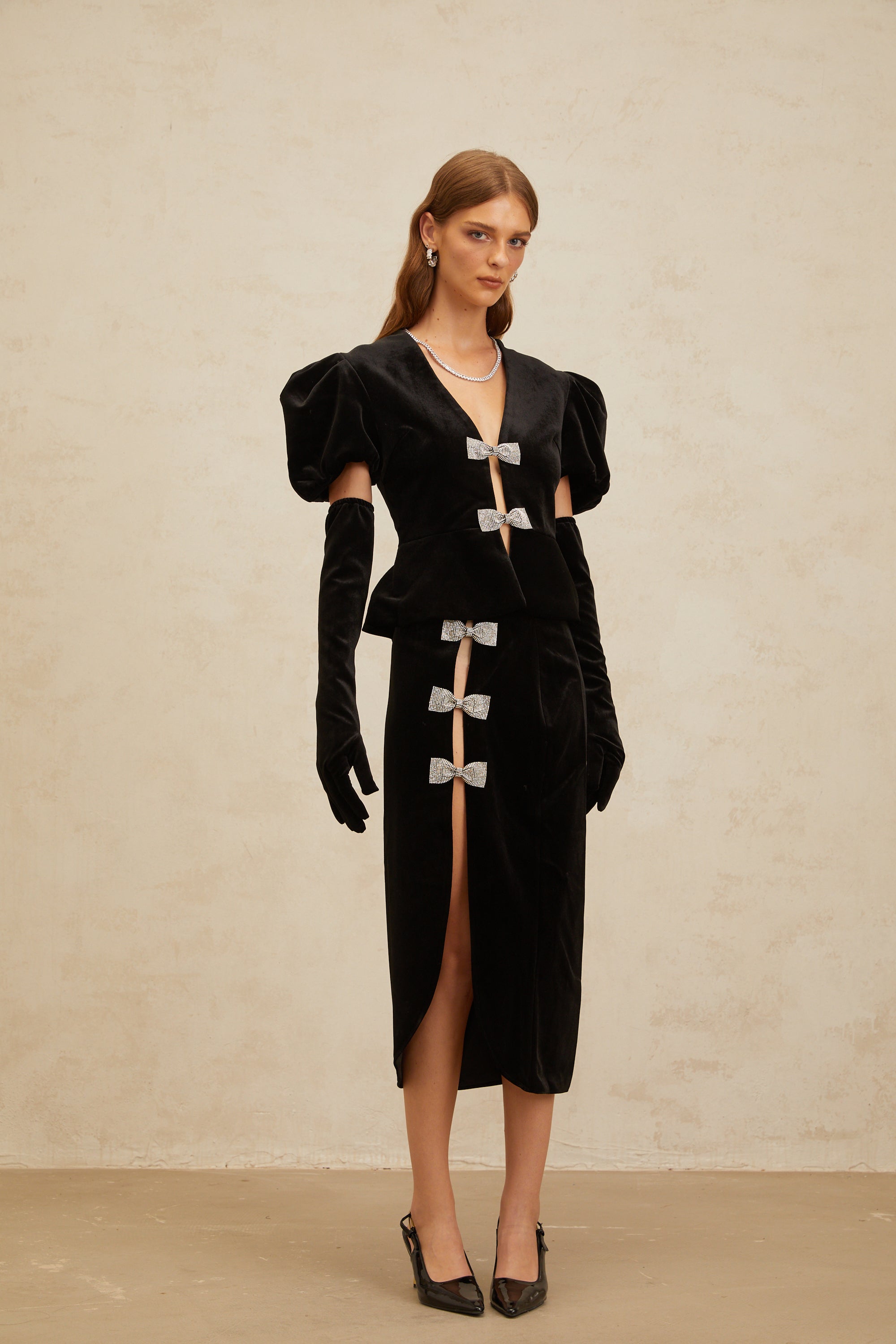 Adèle Siyah Kurdele Detaylı Kesik Kadife Bluz ve Etek Takımı