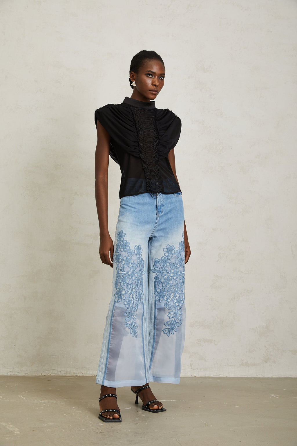 Zazie Siyah Fırfırlı Büzgülü Tül Üst