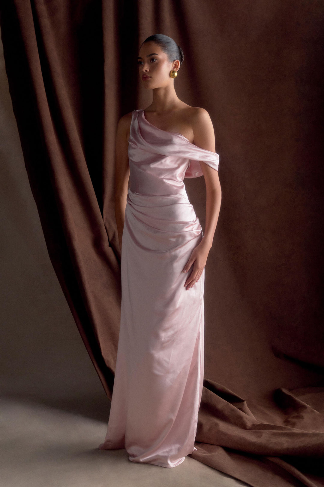 Dalia Düşük Omuzlu Saten Maxi Elbise - Soft Pembe