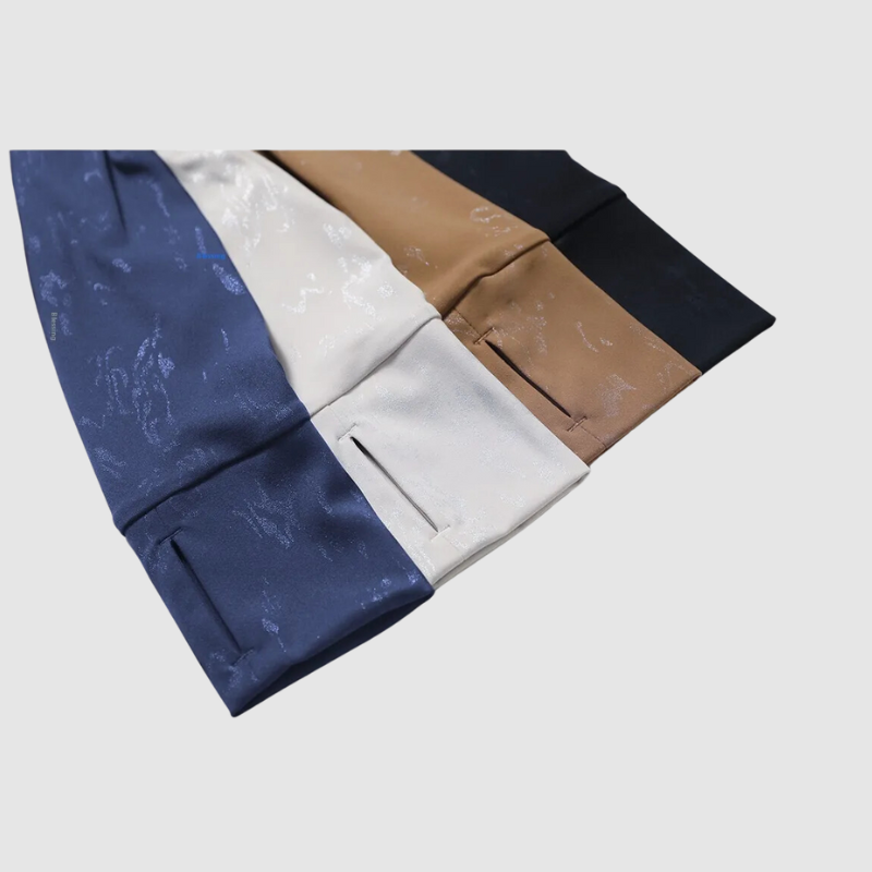 Yüksek Yakalı Dokulu Fermuarlı Spor Hırka