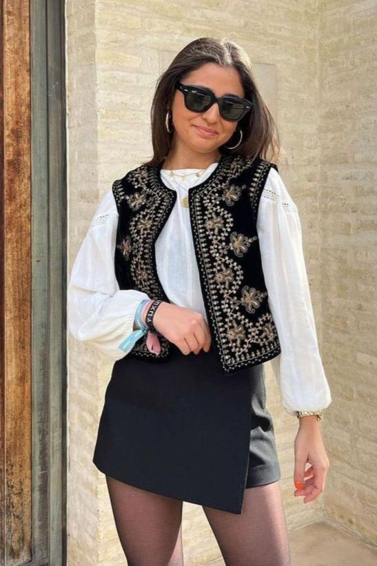 Miorella İşlemeli Yelek