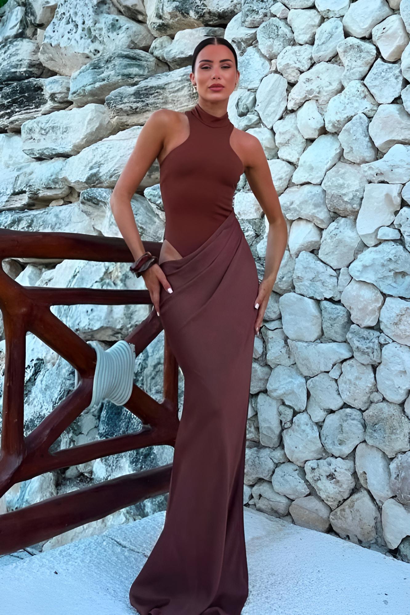 Suena Kesik Detaylı Maxi Elbise