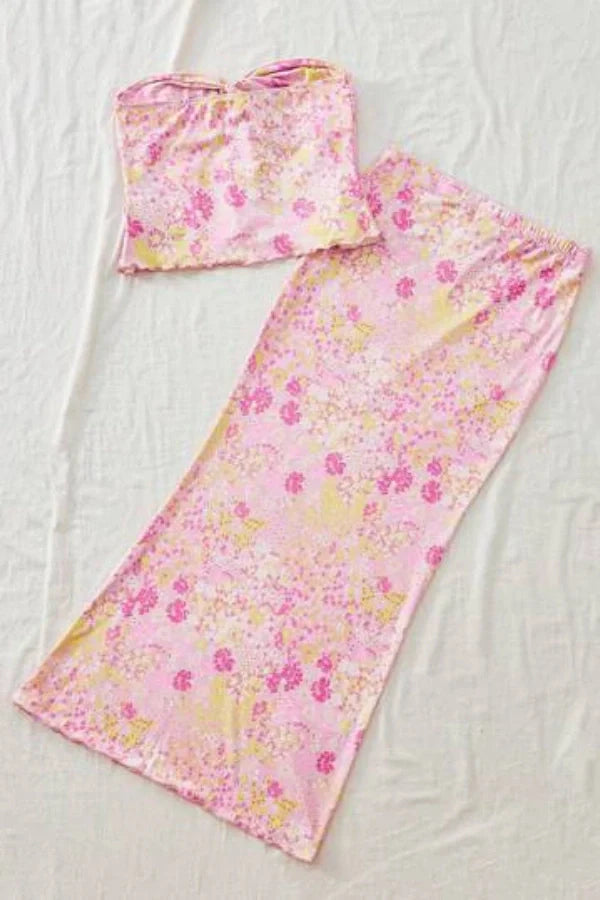 Amanda Çiçek Baskılı Üst Etek Takım