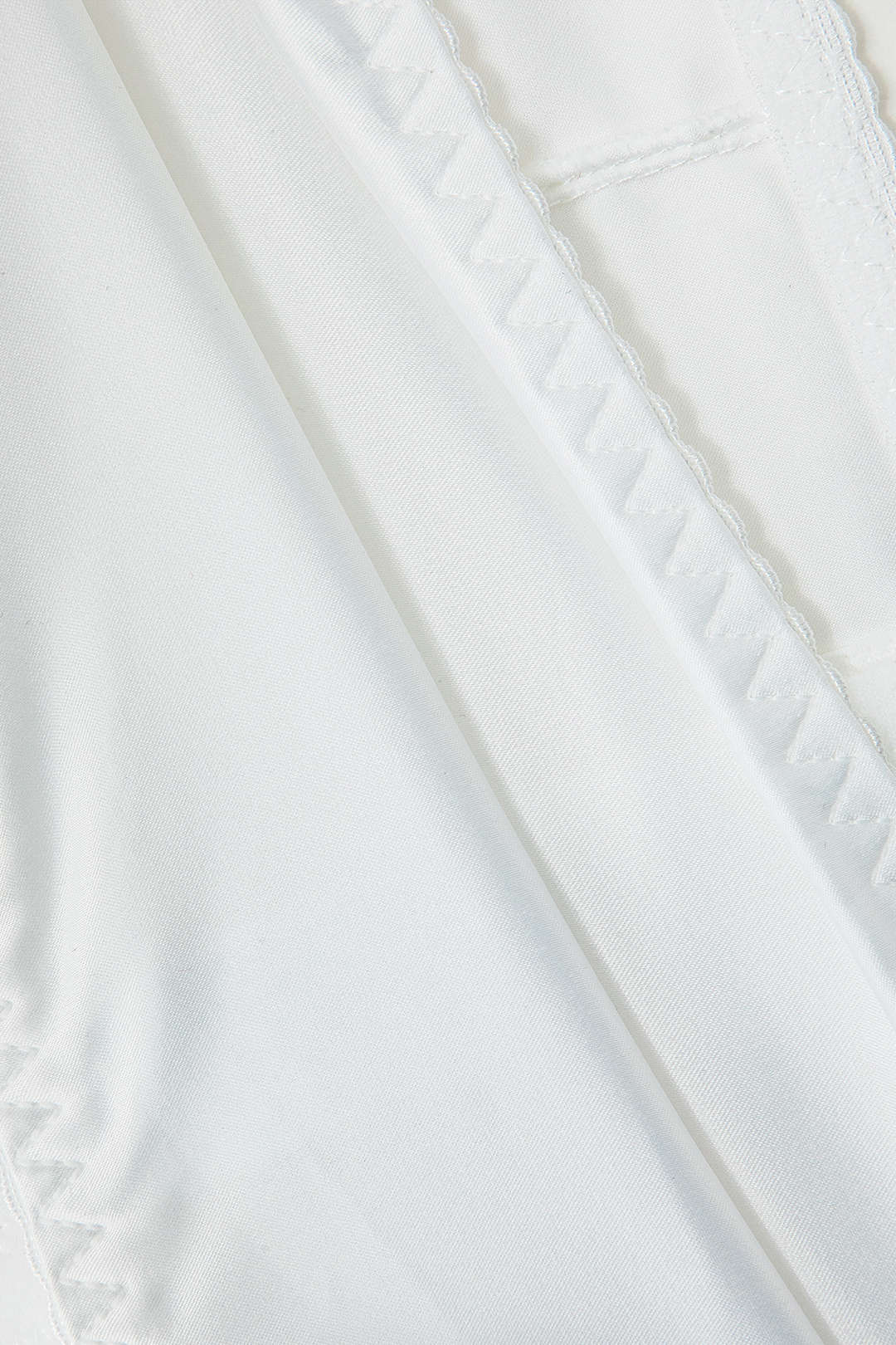 Saten Dantel Yama Detaylı Büstiyer İki Parçalı İç Giyim Takımı