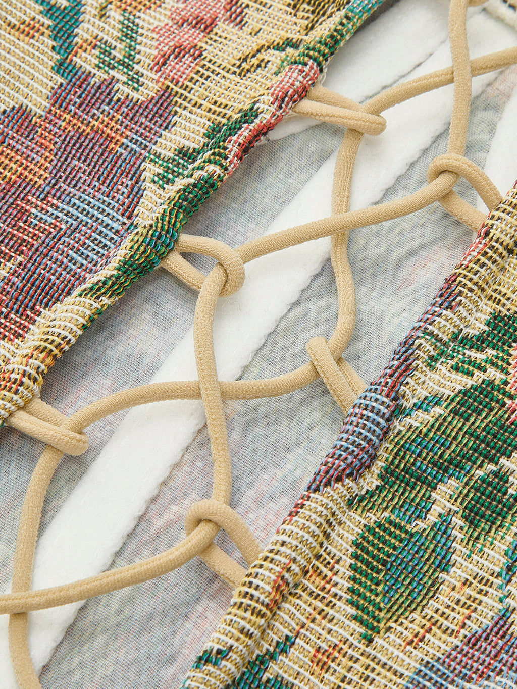 Çiçek Nakışlı İpli Korse