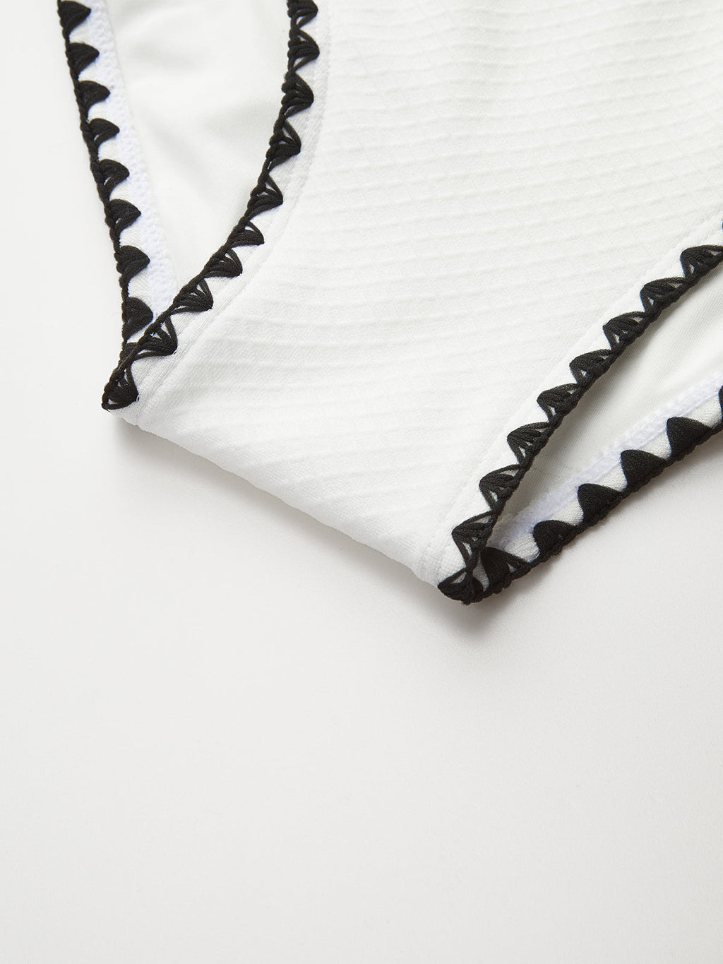 Tek Omuz Cutout Mayo