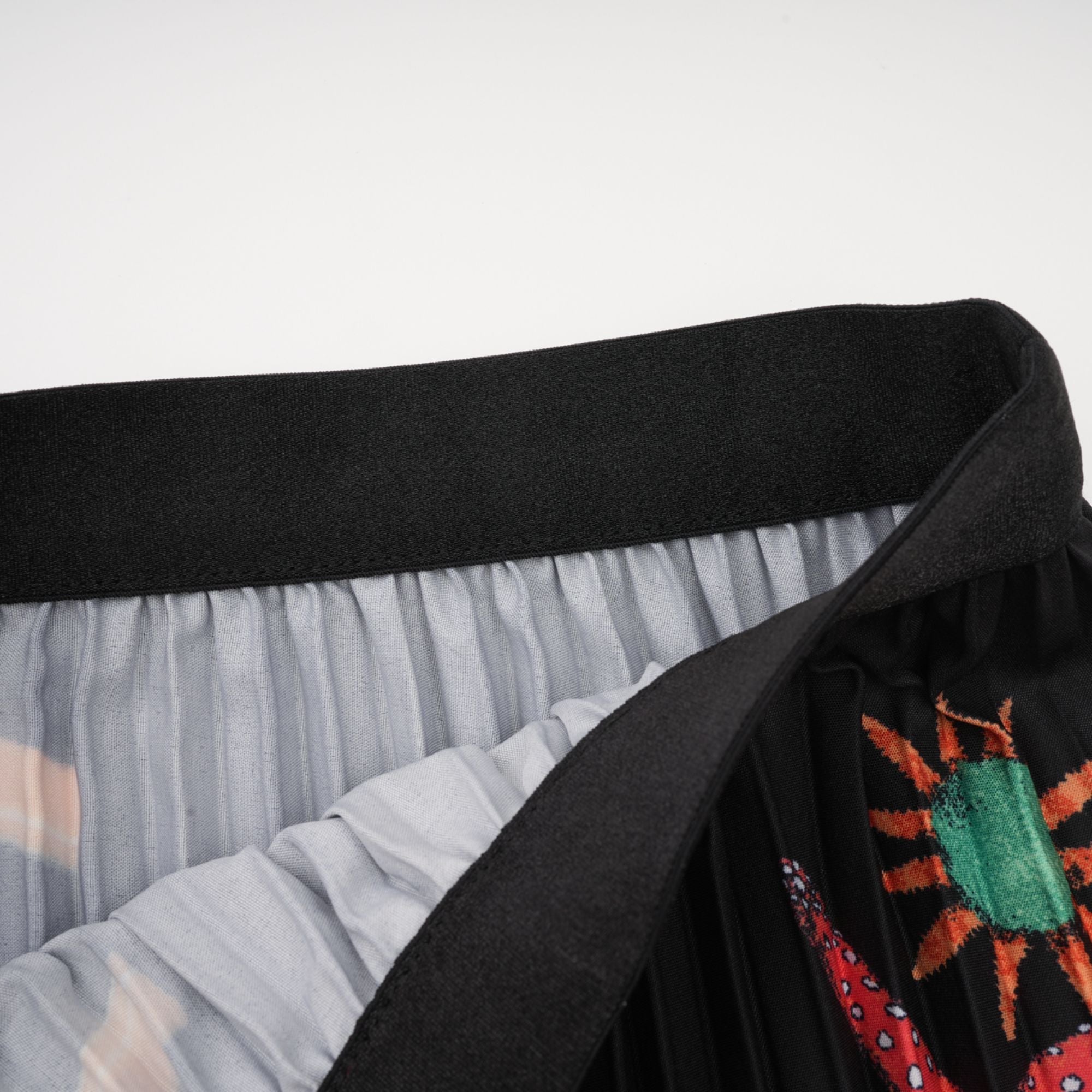 Josiane uzak doğu örme üst ve etek takım