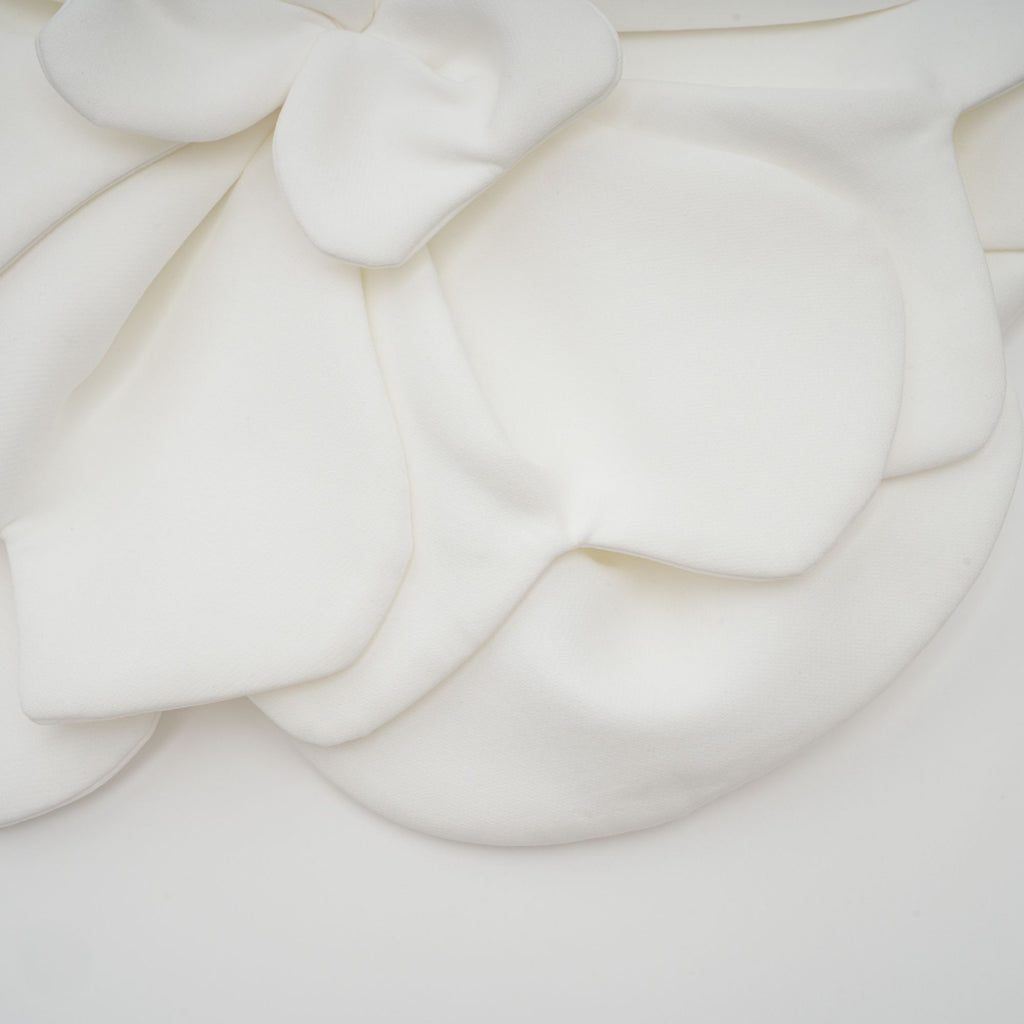 Pénélope Beyaz Çiçekli Düşük Omuzlu Üst