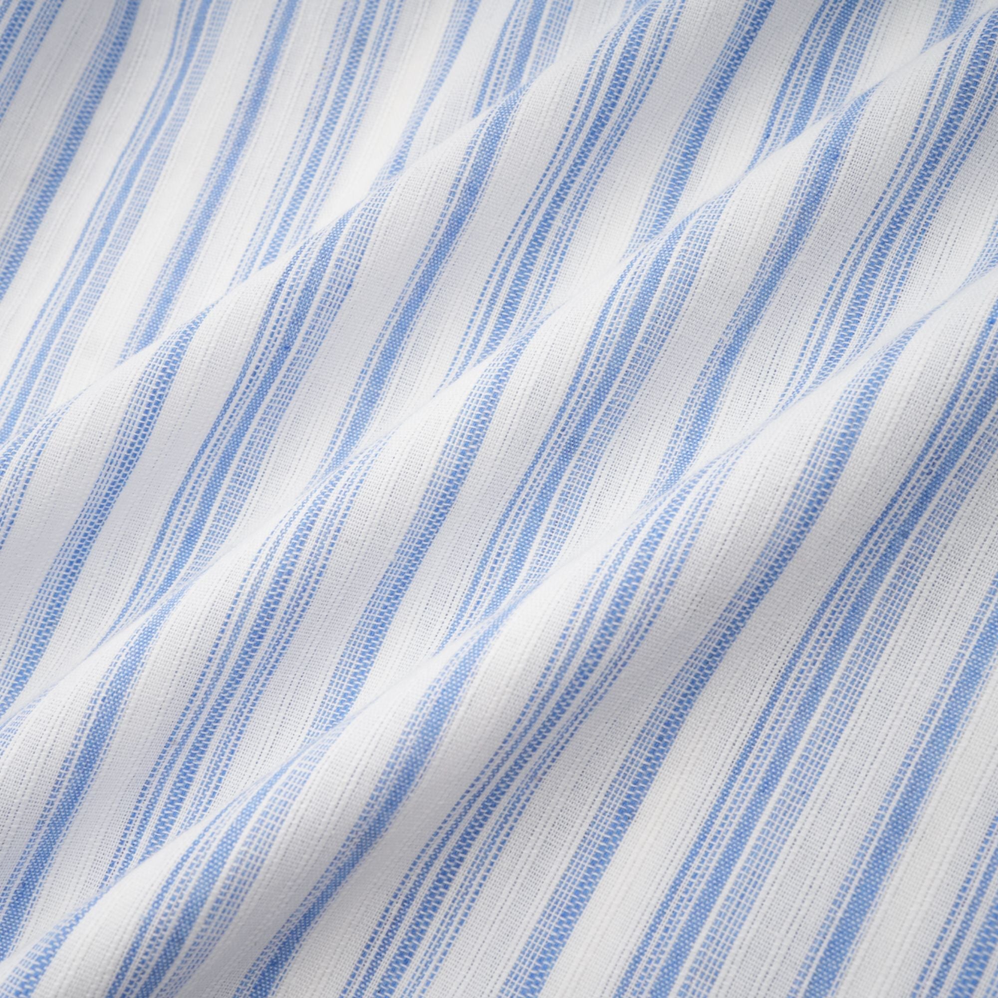 Vivien İşlemeli İnce Çizgili Desenli Gömlek