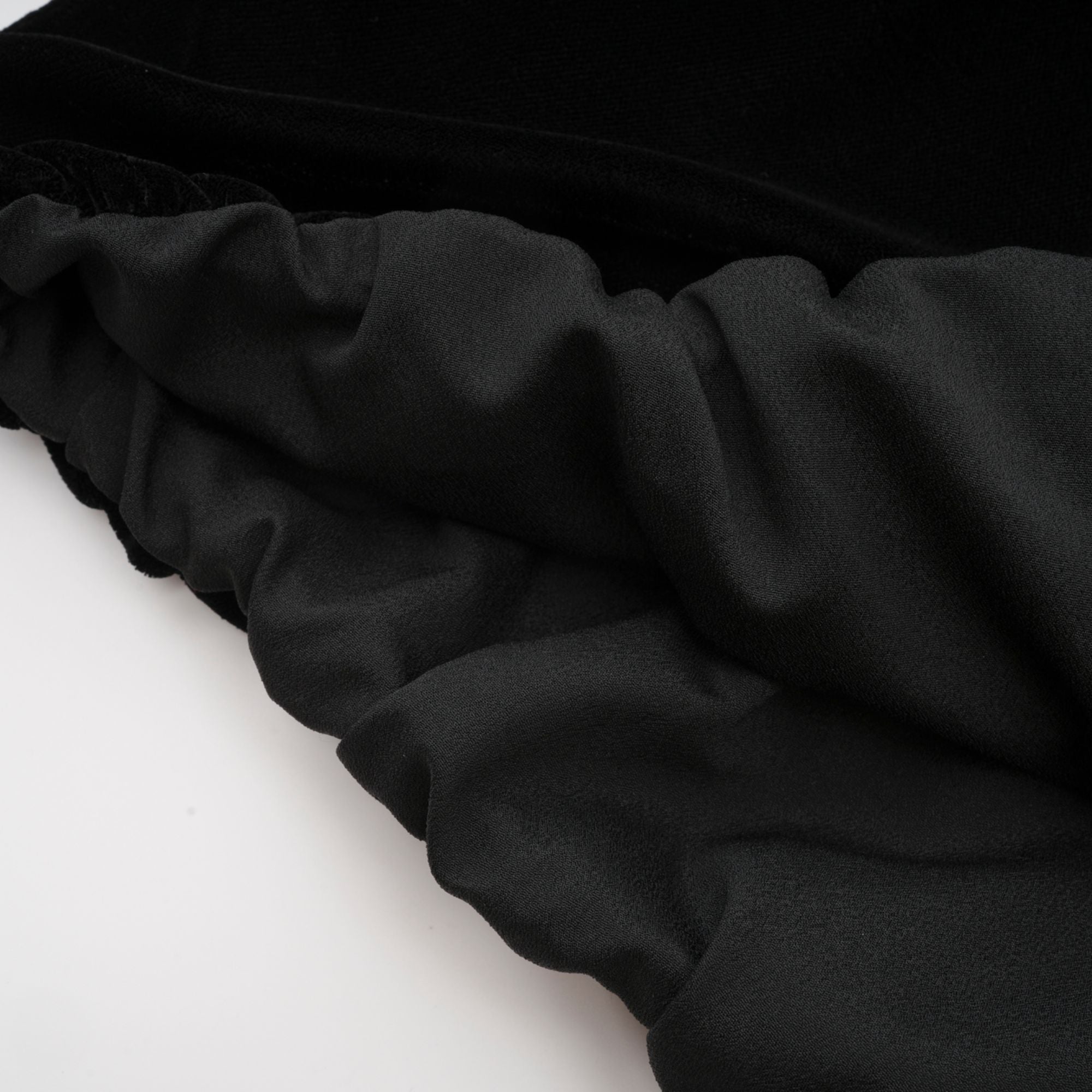 Camille Kabarık Kollu Fiyonk İşlemeli Gömlek