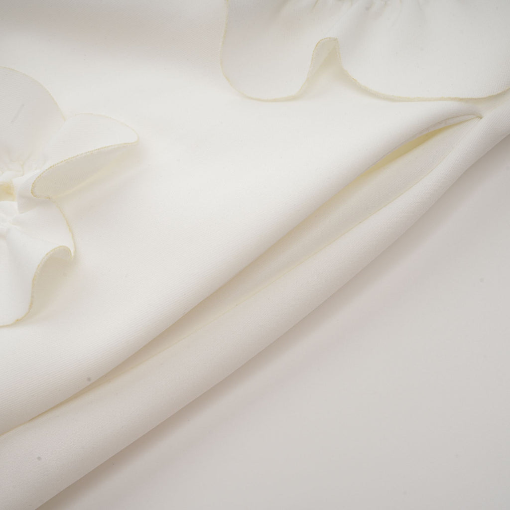 Beyaz Magali Papyonlu Suni Çiçek Süslemeli Kolsuz Maxi Elbise