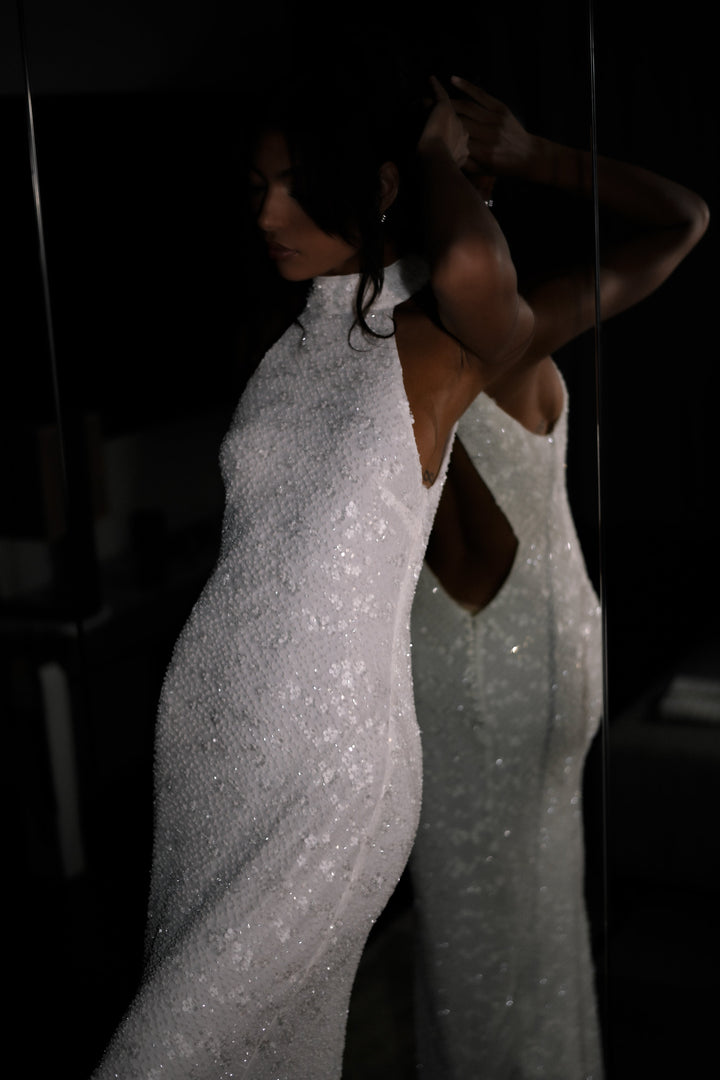 Emery Dantelli Boyundan Bağlamalı Uzun Elbise - Beyaz