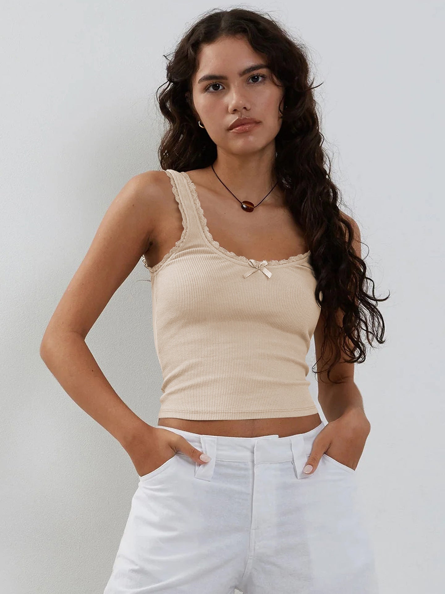 Muı Bej Dantel Detay Askılı Crop Top - Riosso