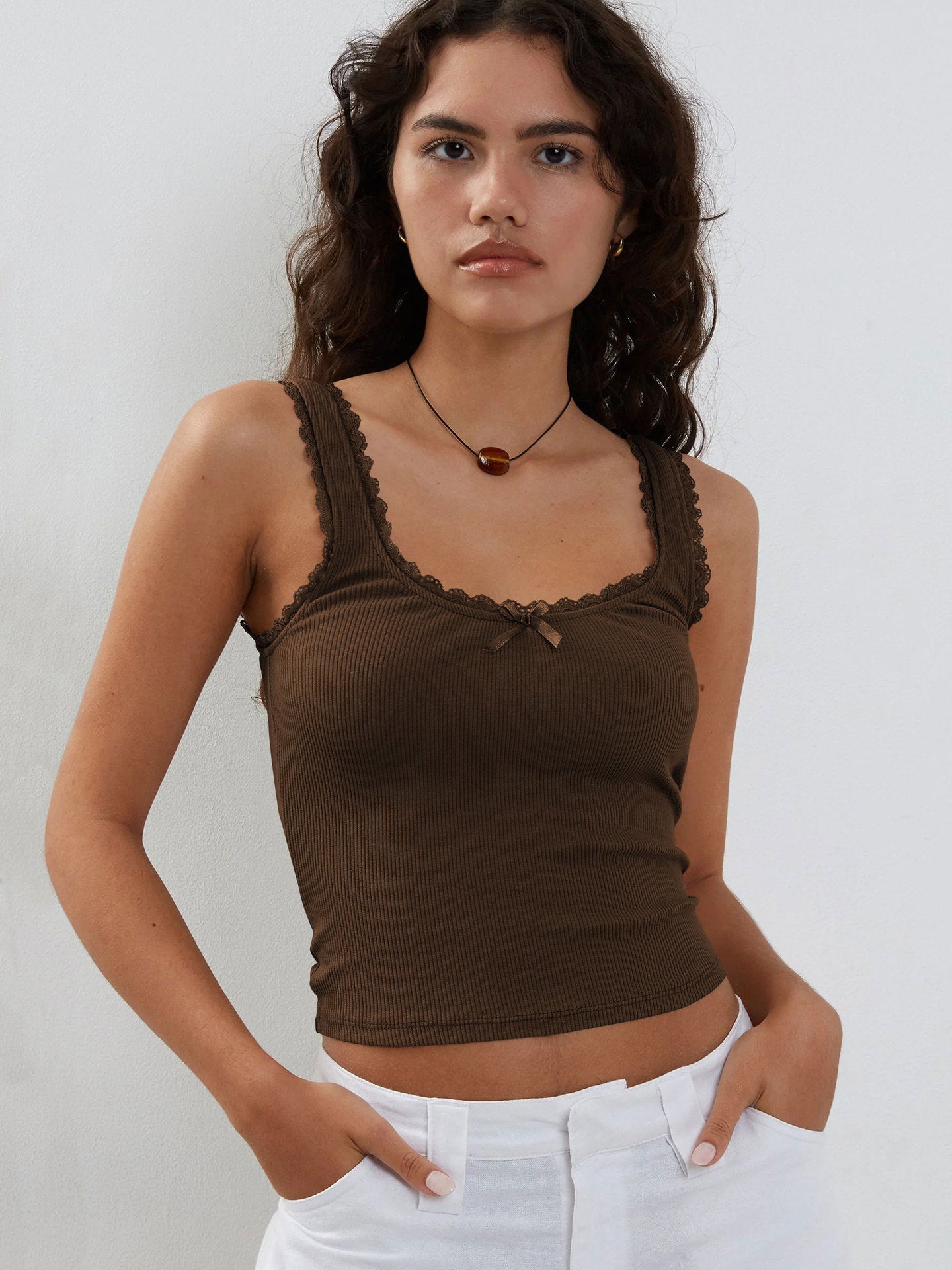 Muı Kahverengi Dantel Askılı Crop Top - Riosso