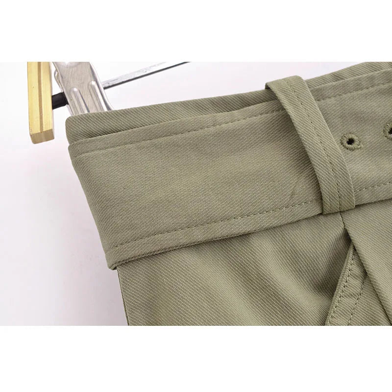 Dökümlü Kemer Detay Pantolon