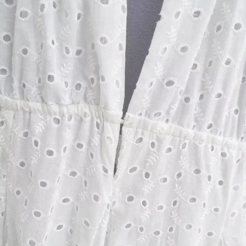 Halter Yaka Pamuklu Dantel Mini Elbise