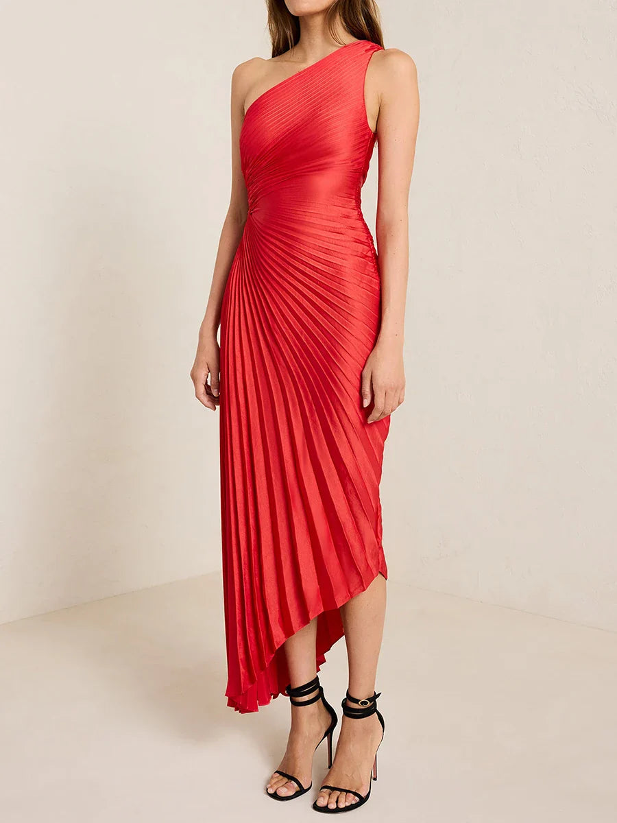 Cutout Detaylı Pileli Elbise