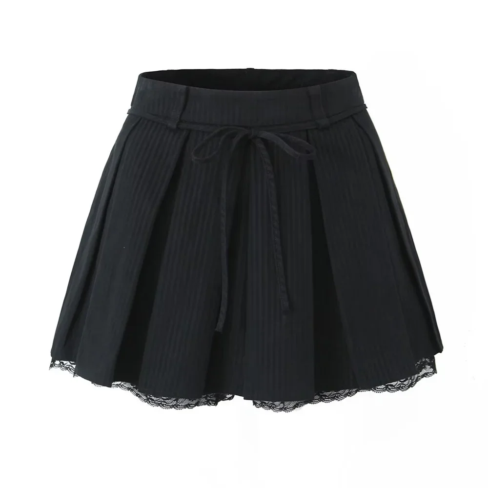 Takım Yeleği ve Pileli Dantel Detay Etek Takımı