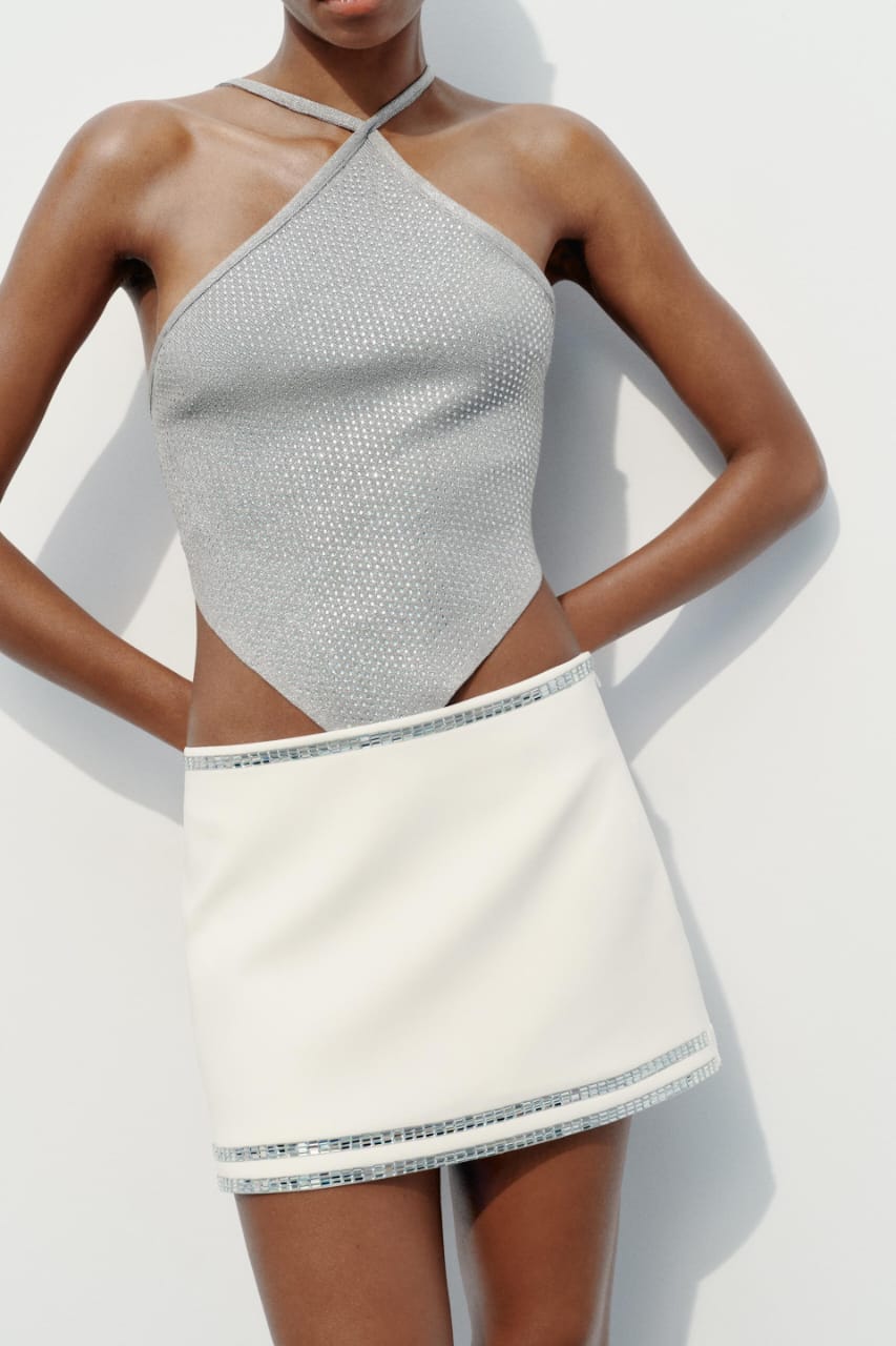 Conjunto Straplez Üst Mini Etek Takım