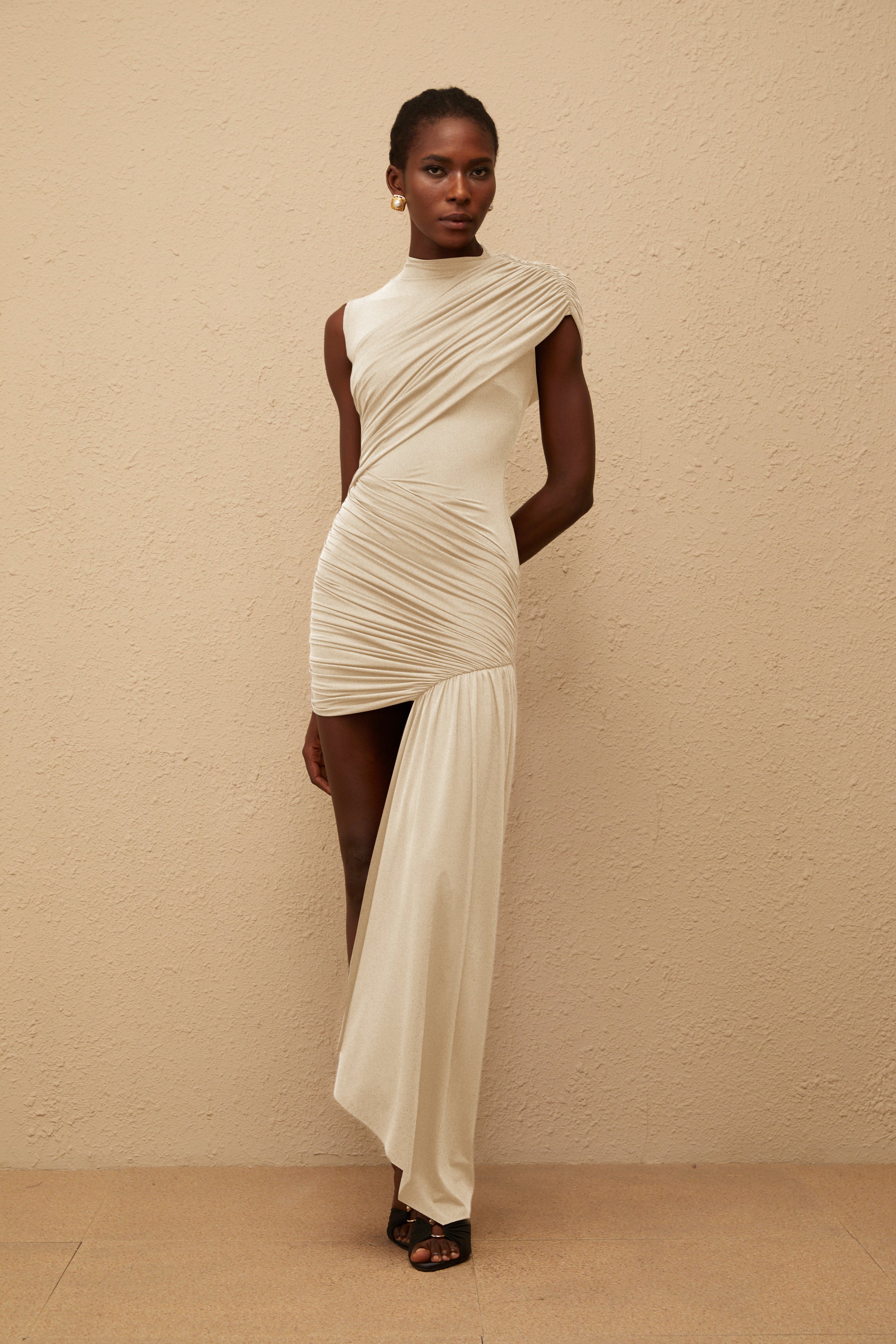 Fée Nötr Asimetrik Büzgülü Mini Elbise