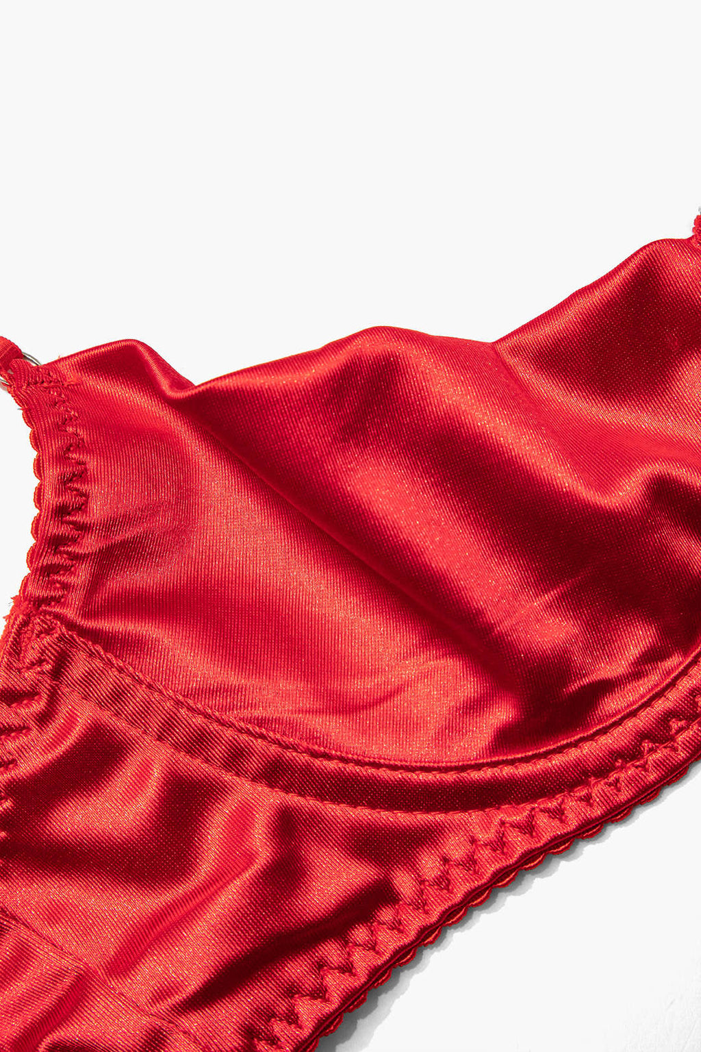 Saten Dekolteli İki Parçalı İç Giyim Takımı