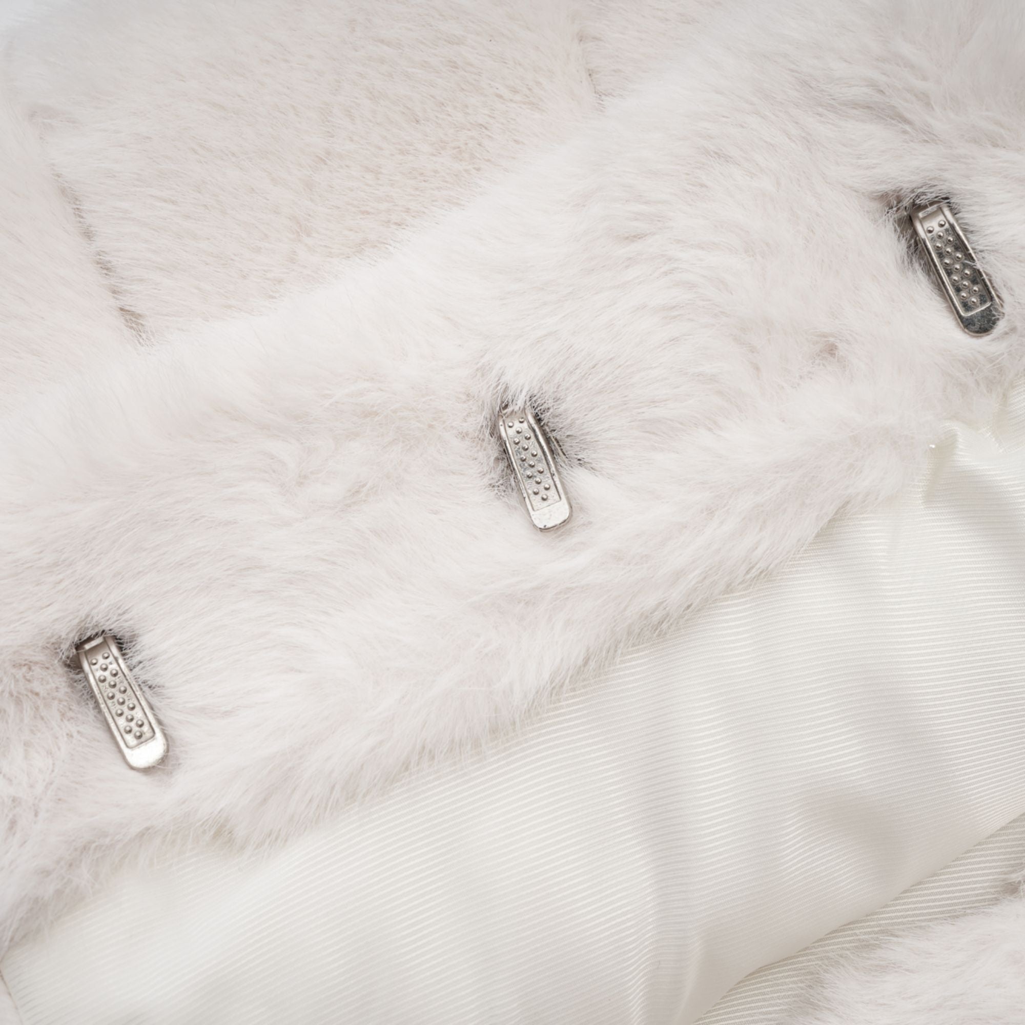 Caitlin Beyaz Suni Kürk Ceket Ve Etek Eşleştirme Seti
