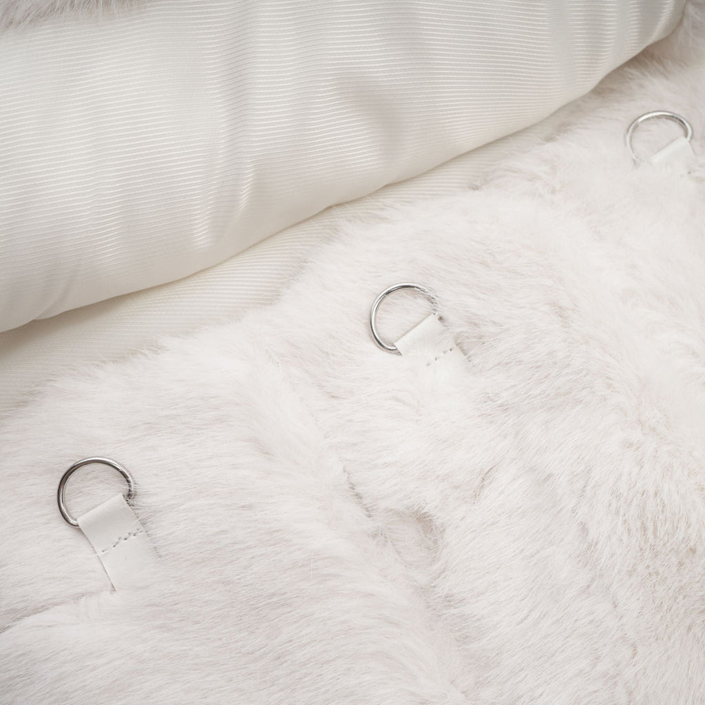 Caitlin Beyaz Suni Kürk Ceket Ve Etek Eşleştirme Seti