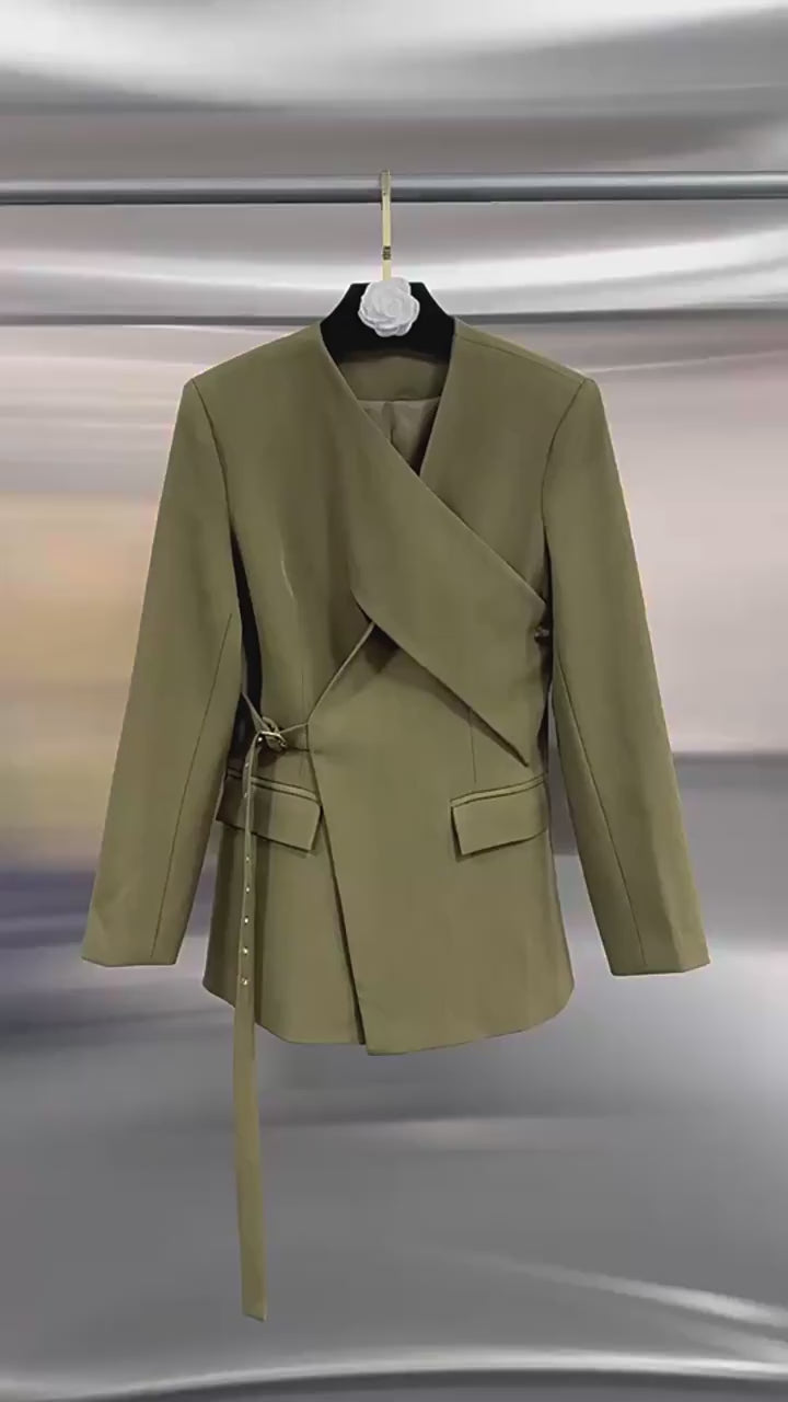 Kruvaze Yaka Kemer Detaylı Premium Ceket