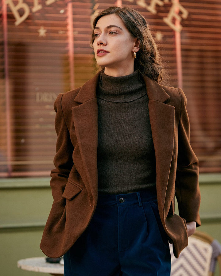 Düz Renk Yakalı Tek Düğmeli Blazer